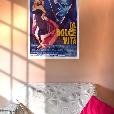 Casa Mari Metro A