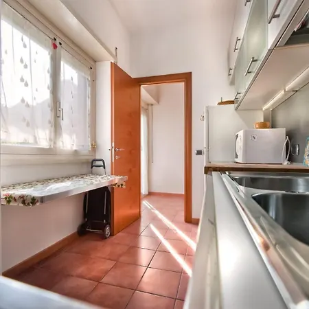 Casa Mari Metro A